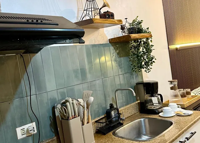 La Casa De La Gracia Divina- Near Naia Airport *