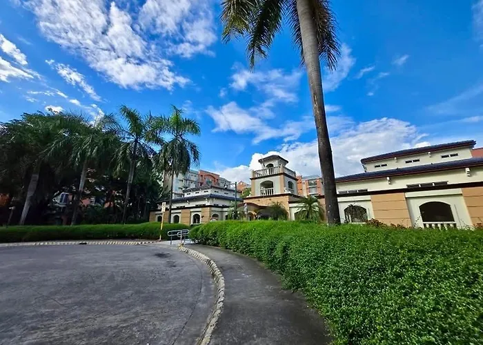 La Casa De La Gracia Divina- Near Naia Airport Apartahotel