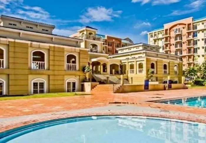 Apartahotel La Casa De La Gracia Divina- Near Naia Airport
