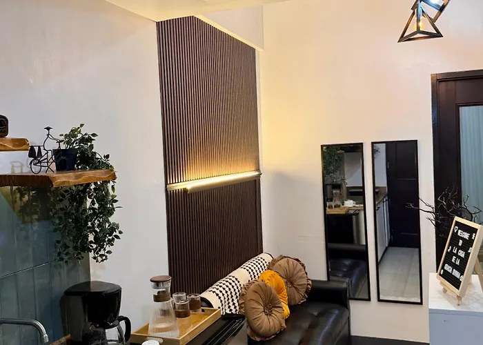 La Casa De La Gracia Divina- Near Naia Airport Apartahotel